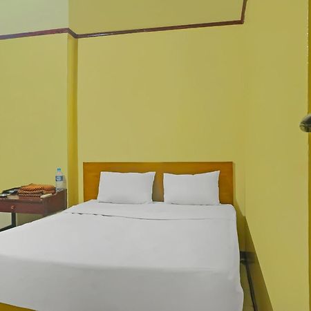 Spot On 92466 Adam Kost Syariahnearwisata Jembatan Barito Hotel Banjarmasin  Kültér fotó
