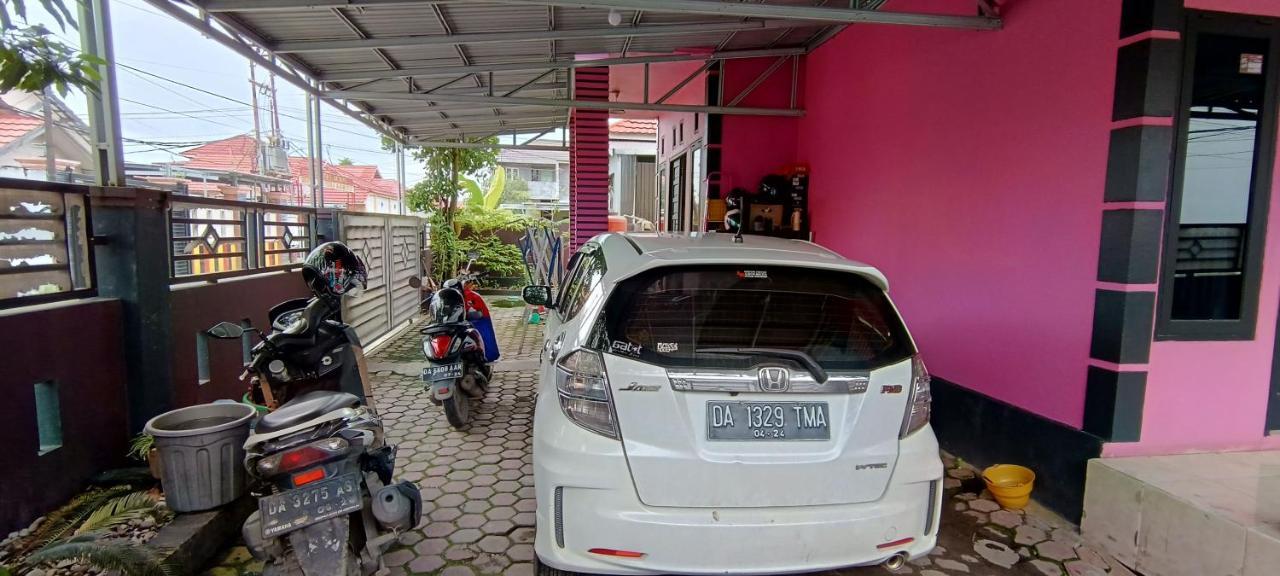 Spot On 92466 Adam Kost Syariahnearwisata Jembatan Barito Hotel Banjarmasin  Kültér fotó