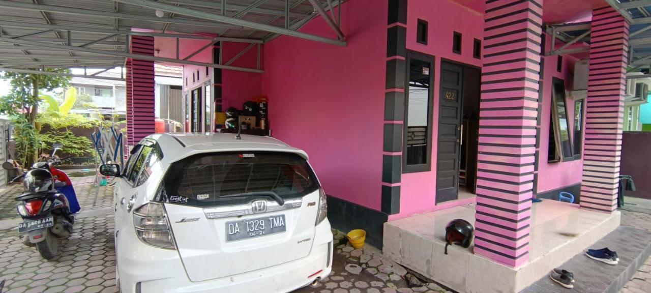 Spot On 92466 Adam Kost Syariahnearwisata Jembatan Barito Hotel Banjarmasin  Kültér fotó