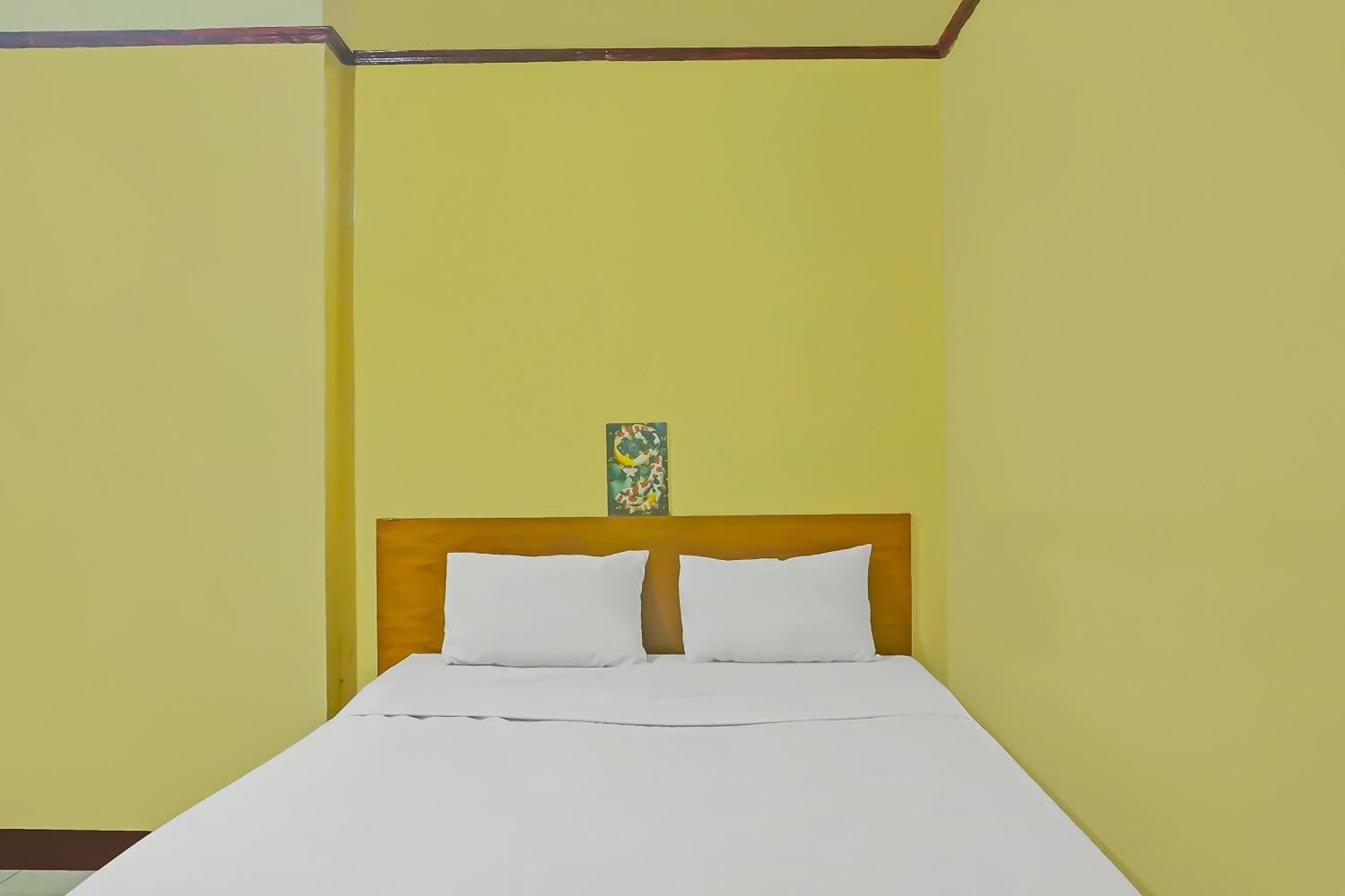Spot On 92466 Adam Kost Syariahnearwisata Jembatan Barito Hotel Banjarmasin  Kültér fotó