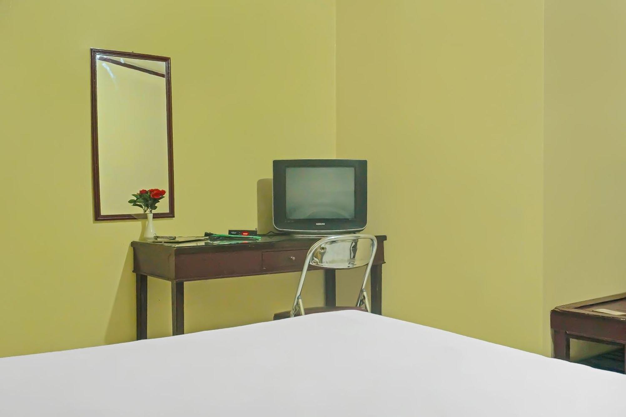 Spot On 92466 Adam Kost Syariahnearwisata Jembatan Barito Hotel Banjarmasin  Kültér fotó